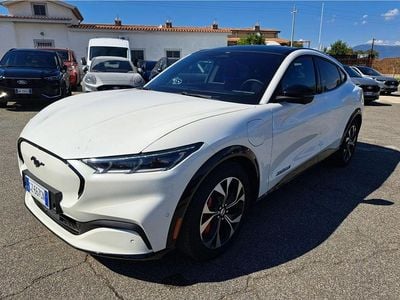 Hvidmetal Ny 2025 Ford Mustang Mach-E Extended Range SUV | 374.500 kr. (Fair pris)