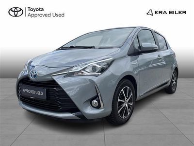 Grå / manhathan grey Brugt 2018 Toyota Yaris Hybrid H2 Hatchback | 109.900 kr. (Fair pris)