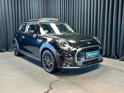 Midnight black Brugt 2023 Mini Cooper SE Hatchback | 184.900 kr. (Lidt for dyr)