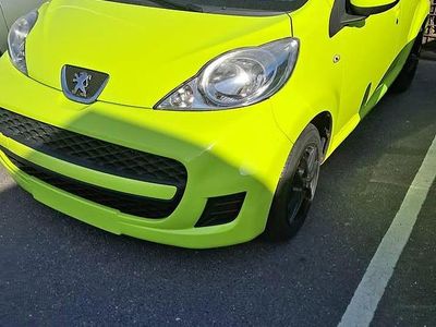 Grå Brugt 2009 Peugeot 107 Hatchback | 28.800 kr.