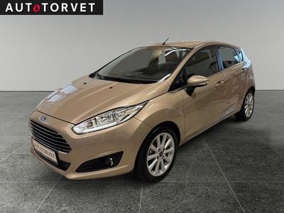 Champagnemetal Brugt 2015 Ford Fiesta Titanium Hatchback | 54.700 kr. (God pris)