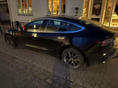 Sort Brugt 2019 Tesla Model 3 Standard Range Plus Sedan | 124.300 kr. (God pris)