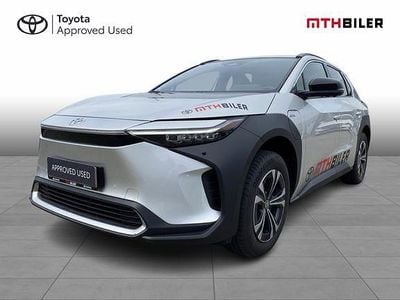 1j6 precious silver Ny 2024 Toyota bZ4X Executive SUV | 359.900 kr. (Dyr)