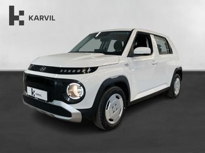 Atlas white Ny 2025 Hyundai Inster Essential Hatchback | 190.485 kr. (Fair pris)