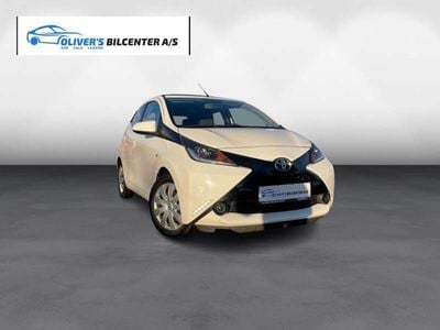 Hvid Brugt 2016 Toyota Aygo x-sky Hatchback | 57.900 kr. (Fair pris)