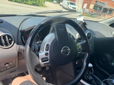 Sort Brugt 2012 Nissan Qashqai Tekna SUV | 32.500 kr.