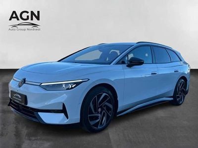 Hvid Brugt 2025 VW ID.7 Pro Stationcar | 419.900 kr.