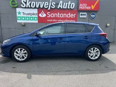 Blåmetal Brugt 2017 Toyota Auris T2 Hatchback | 129.900 kr. (Fair pris)