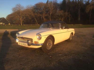 Brugt MG B 95 HK (69 kW) 1963 Rød Cabriolet
