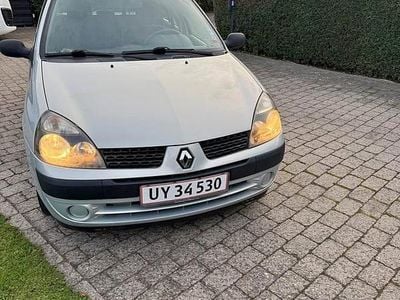 Brugt 2002 Renault Clio II Hatchback | 25.000 kr. (Lidt for dyr)