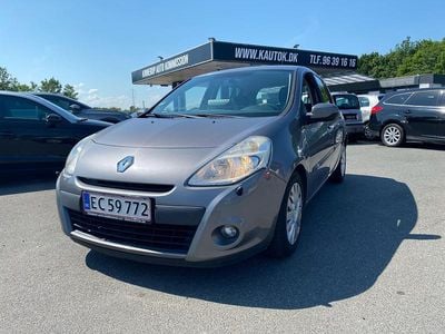 Grå metal Brugt 2011 Renault Clio II Hatchback | 24.900 kr.