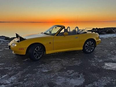 Gul Brugt 1995 Mazda MX5 Cabriolet | 110.000 kr.
