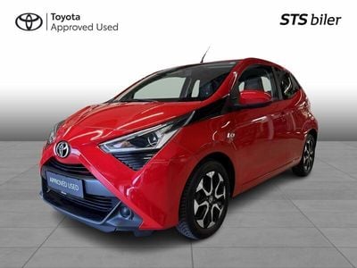 3p0 super red Brugt 2019 Toyota Aygo X-plore Hatchback | 79.900 kr. (Fair pris)