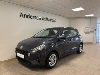 Grå Brugt 2022 Hyundai i10 Essential Hatchback | 109.700 kr. (Fair pris)