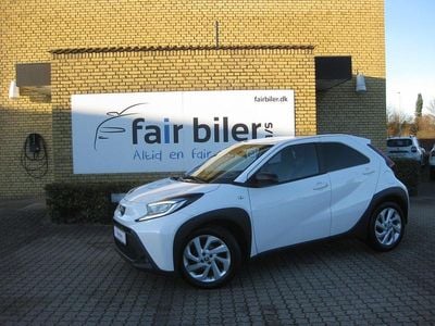 Hvid Brugt 2022 Toyota Aygo X Active SUV | 119.900 kr. (Fair pris)