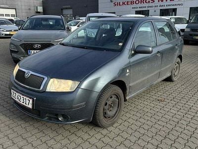 Gråmetal Brugt 2004 Skoda Fabia Comfort Hatchback | 7.900 kr.