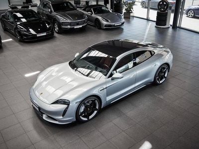 Sølvmetal Brugt 2021 Porsche Taycan Turbo Performance Package Sedan | 569.900 kr.