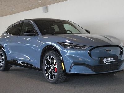 Blåmetal Brugt 2024 Ford Mustang Mach-E Extended Range SUV | 339.900 kr. (Lidt for dyr)