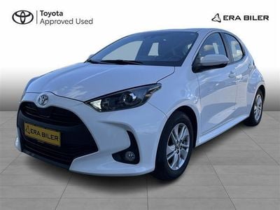 Hvid Brugt 2023 Toyota Yaris Active Hatchback | 119.900 kr.