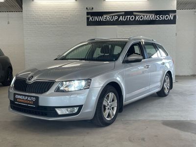 Sølv Brugt 2015 Skoda Octavia Elegance Stationcar | 54.900 kr. (Lidt for dyr)
