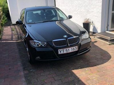 Sortmetal Brugt 2007 BMW 318 Sedan | 34.900 kr.
