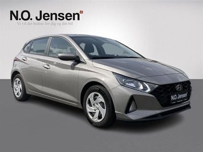 Farve ……………………………………………………………………. brass Brugt 2023 Hyundai i20 Essential | 164.900 kr. (God pris)