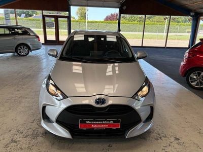 Sølvmetal Brugt 2021 Toyota Yaris Hybrid H1 Hatchback | 169.000 kr. (Super pris)