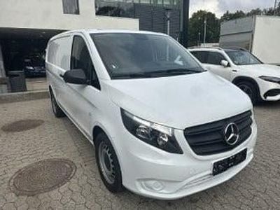 Farve: hvid Brugt 2024 Mercedes Vito MPV | 249.820 kr. (God pris)