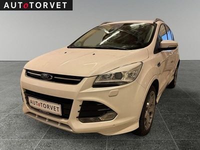 Hvid Brugt 2015 Ford Kuga Titanium SUV | 127.700 kr.