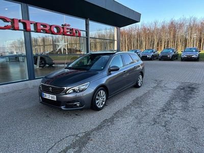 Grå platinium Brugt 2017 Peugeot 308 Stationcar | 89.900 kr. (Lidt for dyr)