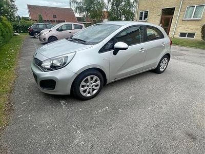 Grå Brugt 2012 Kia Rio MPV | 32.000 kr.