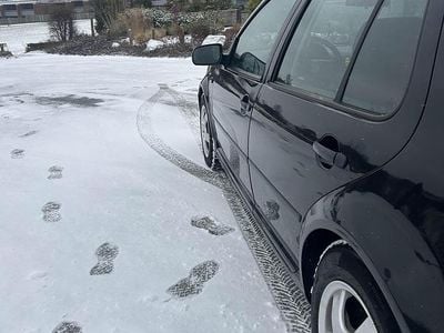 sort Brugt 2002 VW Golf IV Comfortline Hatchback | 20.000 kr.