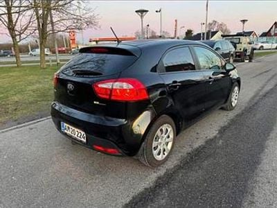 Sort Brugt 2014 Kia Rio Active Hatchback | 44.500 kr. (Lidt for dyr)