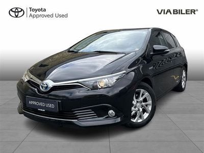 Sort Brugt 2015 Toyota Auris Hybrid Comfort Hatchback | 134.900 kr. (Lidt for dyr)