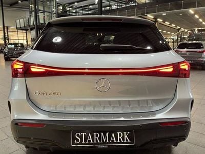 Mercedes EQA250+