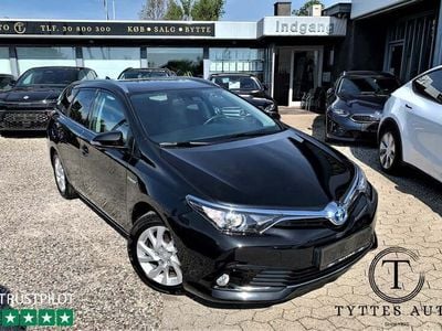 Sortmetal Brugt 2019 Toyota Auris Hybrid Comfort Stationcar | 164.800 kr. (Fair pris)