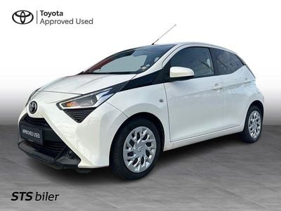 068 white Brugt 2019 Toyota Aygo x-press Hatchback | 89.995 kr. (Fair pris)