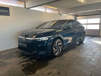 Blå Brugt 2023 VW ID.7 Style Hatchback | 369.700 kr. (Lidt for dyr)