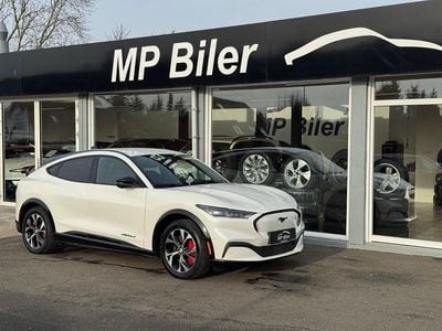 Hvidmetal Brugt 2024 Ford Mustang Mach-E Extended Range SUV | 298.900 kr. (Fair pris)