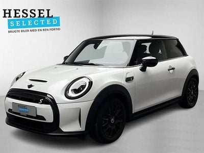 Hvid Brugt 2023 Mini Cooper Essential Hatchback | 154.900 kr. (Fair pris)