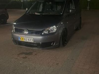Sølv grå Brugt 2011 VW Caddy Comfortline MPV | 40.000 kr.