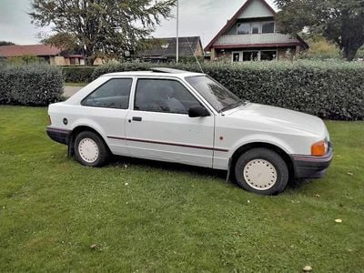 Brugt 1987 Ford Escort Sedan | 26.800 kr.