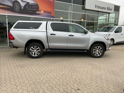 brugt Toyota HiLux Dobb.Kab. 2,4 D-4D Black Edition 4x4 150HK DobKab 6g Aut. D