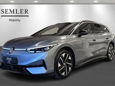 Lysblåmetal Brugt 2025 VW ID.7 Style Sedan | 479.900 kr.