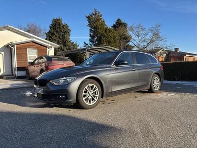 Grå Brugt 2018 BMW 320 Executive Stationcar | 139.000 kr. (Super pris)