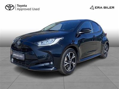Night sky black Brugt 2024 Toyota Yaris Hybrid Comfort Hatchback | 234.900 kr. (Lidt for dyr)
