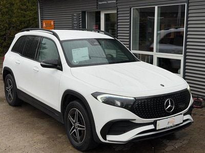 Mercedes EQB250+