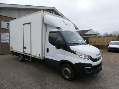 brugt Iveco Daily 3,0 35S18 Box m/lift AG8