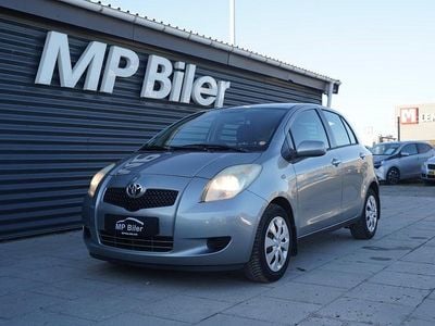 Grå Brugt 2006 Toyota Yaris Luna Hatchback | 19.800 kr. (Dyr)