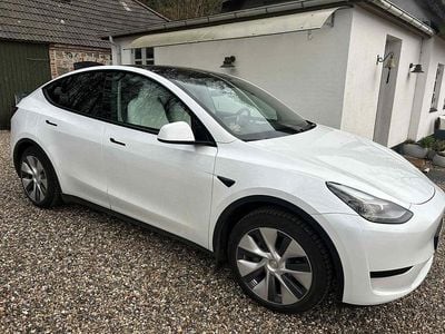 Hvid Brugt 2024 Tesla Model Y Long Range RWD SUV | 260.000 kr. (Super pris)